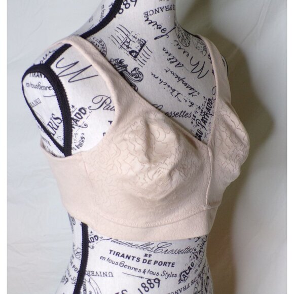 🆕WACOAL Inside Job Full Unpadded Wireless Bra 38C Beige #852345 - Picture 5 of 7